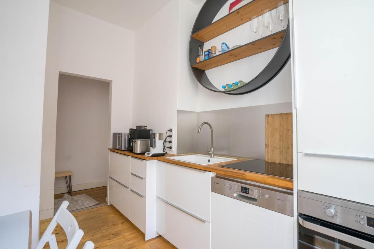 Pestahome Apartment *
