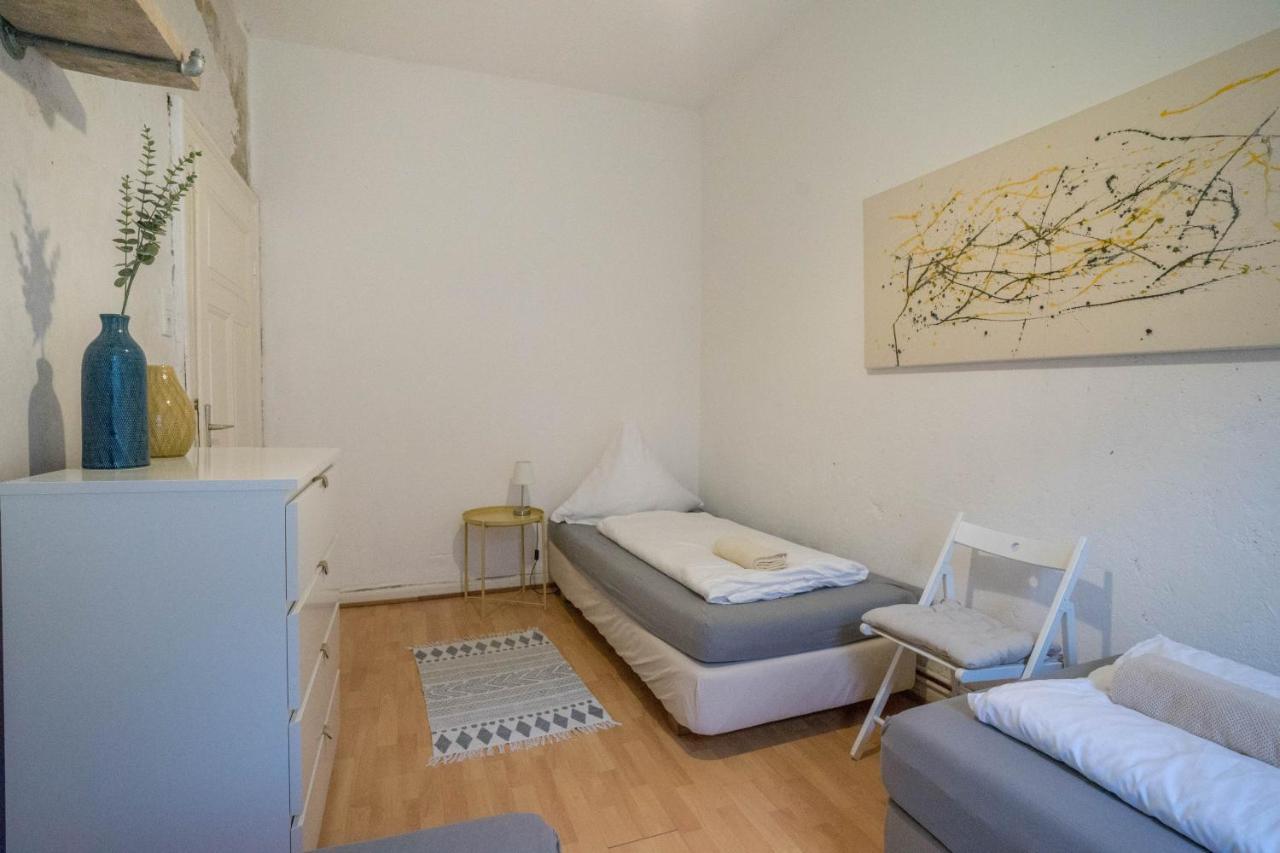 Pestahome Apartment